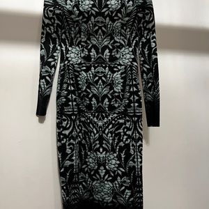 Maggy London Long Sleeve Body Sculpt Dress